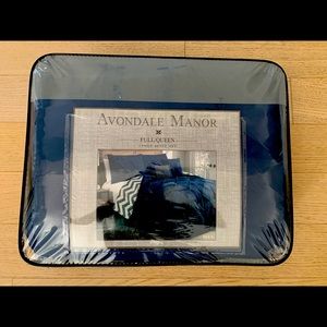 Avondale- Manor 5 Piece Duvet Set